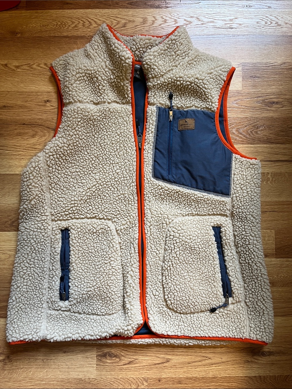 Women’s Cream Sherpa Vest with Navy Pocket